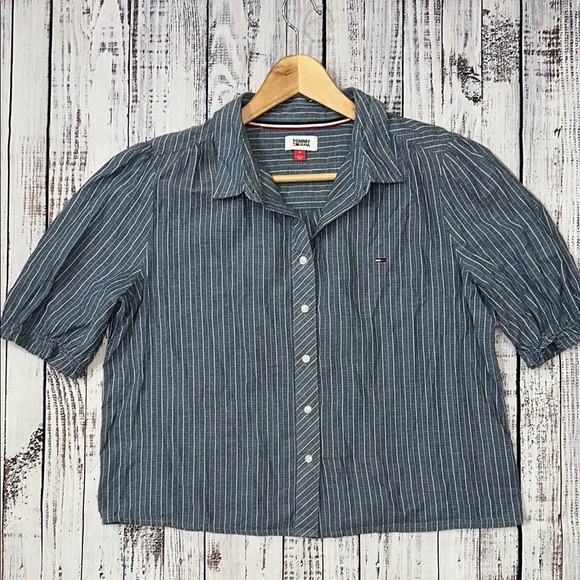 Tommy Hilfiger Tops - Tommy Hilfiger Blue Striped‎ Button Down Shirt Sz. M